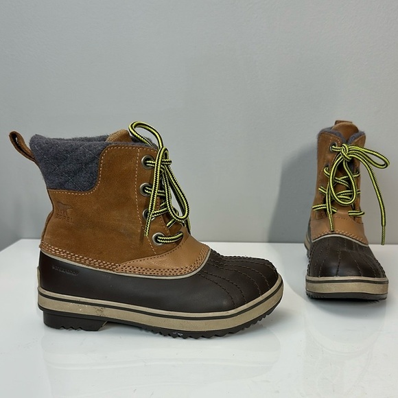 Sorel Slimpack ll Brown Winter Boots Size 2 - Picture 1 of 16